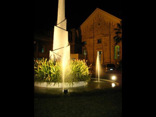 cathedralfountain.jpg